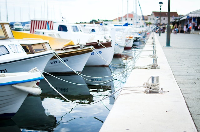 Renting Out Your Boat? 8 Things Every Boat Hirers Must Know